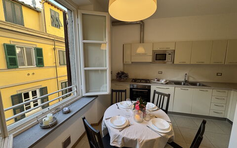 Casa Elena 13: Meubles, Appartement, Table Cuisine Et Salle A Manger, Chaise, Salle À Manger, Plante D'Appartement