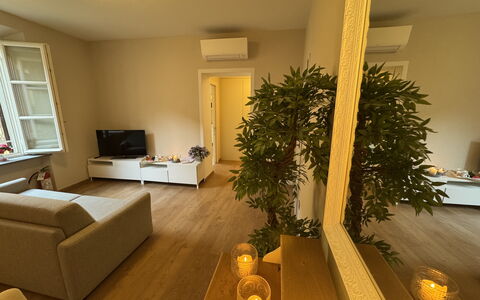 Casa Elena 13: Meubles, Design Intérieur, Sol, Mur, Sol, Bois, Pièce, Plafond, Éclairage, Salon