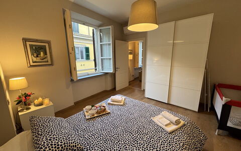 Casa Elena 13: Chambre, Meubles, Design Intérieur, Lit, Sol, Éclairage, Drap De Lit, Literie, Cadre De Lit, Pièce