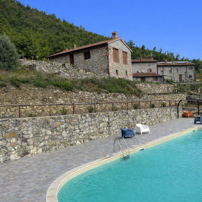 Borgo Antico, Pool, Barberino del Mugello: Piscine, Mobilier De Jardin, Recours, Dalle, Thermes, Ville Resort, Eco Hôtel, Hacienda, Pavé, Villa