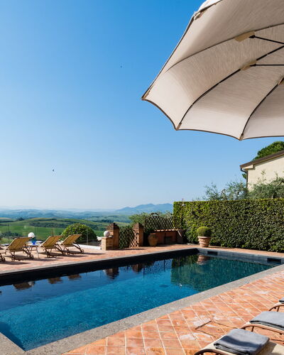 Villa Camelia: Piscine, Mobilier De Jardin, Recours, Pot De Fleur, Villa, Balancelle, Biens, Eco Hôtel, Parapluie, Hacienda