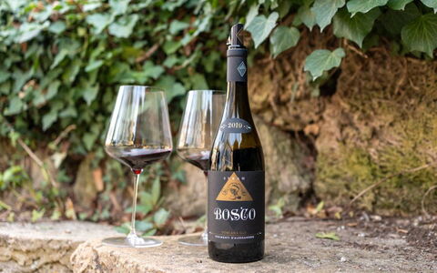 Loft Borgo Syrah: Bouteille, Bouteille En Verre, Bouteille De Vin, Du Vin, Bar