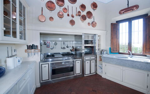 Castello di Cabbiavoli: Cuisine, Design Intérieur, Comptoir, Cuisinière, Appareil De Cuisine, Cabinetry, Principaux Appliance, Meubles, Plafond, Gaz Poele