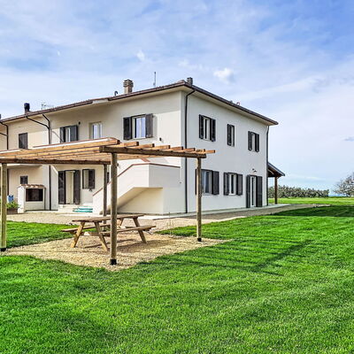 Bibbona 15: Appartement, Recours, Chaise, Ombre, Balcon, Table Cuisine Et Salle A Manger, Restaurant, Eco Hôtel, Hôtel