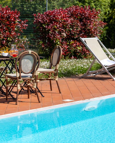 Il Leccio, Vinci, Private Pool and Tennis: Piscine, Mobilier De Jardin, Recours, Meubles, Eco Hôtel, Ombre, Chaise, Balancelle, Pot De Fleur, Plante D'Appartement