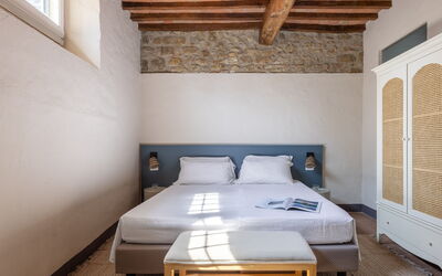 Logement:&nbsp;Pollera Nera