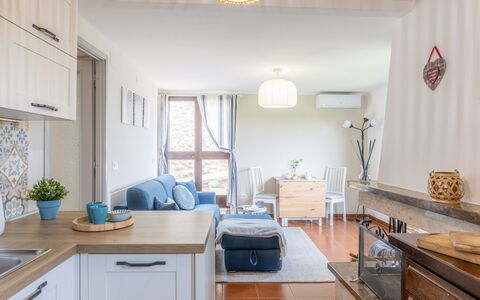La Terrazza nel Borgo: Meubles, Design Intérieur, Sol, Pièce, Bois, Sol, Plafond, Cabinetry, Table, Éclairage