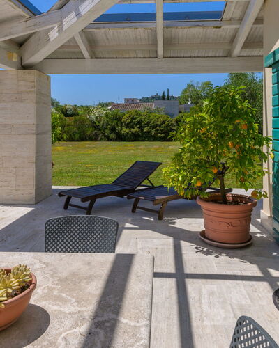 La Sorgente: Mobilier De Jardin, Ombre, Jardin, Meubles, Structure En Plein Air, Aménagement Paysager, Chaise, Patio, Pot De Fleur, Biens