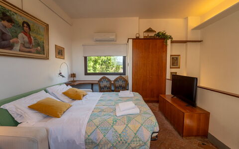 Casa dello Scrittore: Design Intérieur, Chambre, Lit, Sol, Sol, Meubles, Drap De Lit, Pièce, Literie, Plafond