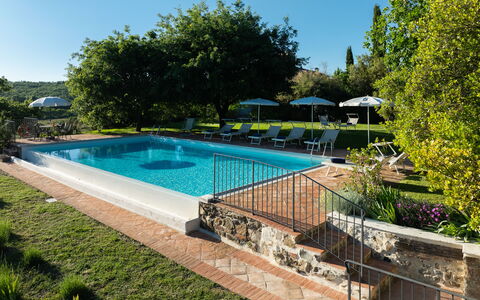 Villa Santa Barbara: Piscine, Bleu, Recours, Eco Hôtel, Ombre, Jardin, Caractéristique De L'Eau, Hacienda, Biens, Mobilier De Jardin