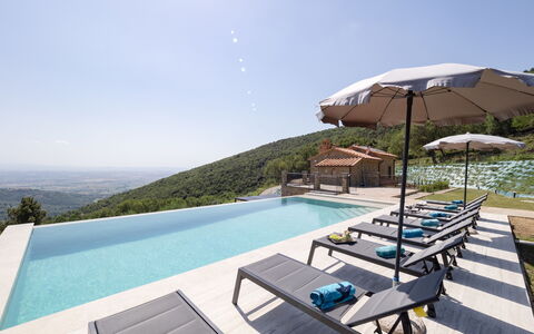 Villa Maddalena alla Guglielmesca: Piscine, Loisir, Chaîne De Montagnes, Crête, Vacances, Recours, Mobilier De Jardin