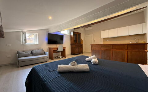 Il Pittore: Meubles, Sol, Sol, Design Intérieur, Plafond, Chambre, Appartement, Lit, Pièce, Éclairage