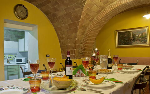 Frantusa 6+2: Meubles, Vaisselle, Aliments, Table, Drinkware, Chaise, Design Intérieur, Vaisselle, Serveware, Assiette