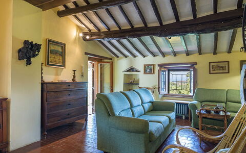 I Mandorli 8: Meubles, Mur, Domicile, Sol, Design Intérieur, Canapé, Cadre, Salon, Pièce, Chaise