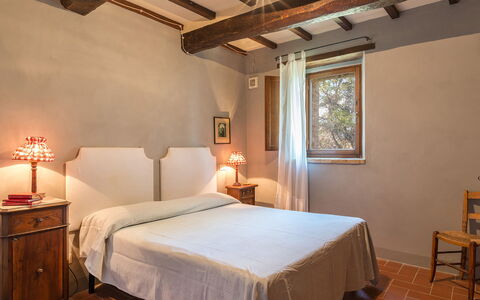 Amantino 8: Meubles, Design Intérieur, Plafond, Chambre, Éclairage, Pièce, Sol, Domicile, Linge, Lit