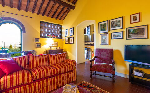 Villa Il Colle di Moriano 8: Mur, Design Intérieur, Meubles, Domicile, Architecture, Maison, Plafond, Éclairage, Pièce, Salon
