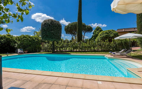 Villa Joy 6: Piscine, Bleu, Recours, Jardin, Eco Hôtel, Ombre, Loisir, Caractéristique De L'Eau, Aménagement Paysager, Hacienda