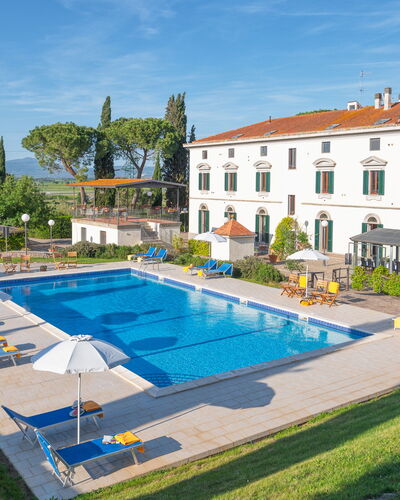 Villa Croci 12: Piscine, Biens, Villa, Ville Resort, Recours, Hôtel
