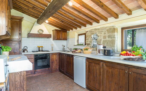 La Torretta 10: Cuisine, Comptoir, Meubles, Bois, Design Intérieur, Cabinetry, Sol, Domicile, Appareil De Cuisine, Maison