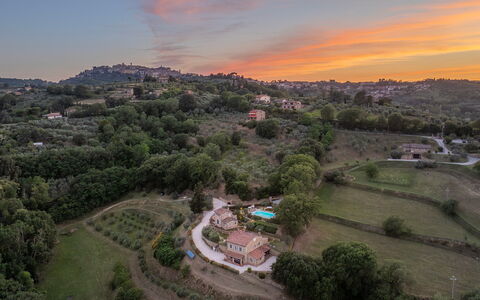 Il Casale di Manuele 12: Arbre, Paysage, Zone Rurale, Biens, Station De Montagne, Village, Eco Hôtel, Ferme, Village De Montagne, Villa