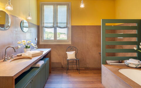 Casa del Vento 10: Design Intérieur, Sol, Mur, Sol, Luminaire Plomberie, Bois, Salle De Bains, Lavabo, Robinet, Éclairage