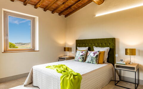 Il Poggiarellone 14: Design Intérieur, Meubles, Lit, Chambre, Sol, Plafond, Pièce, Literie, Sol, Linge