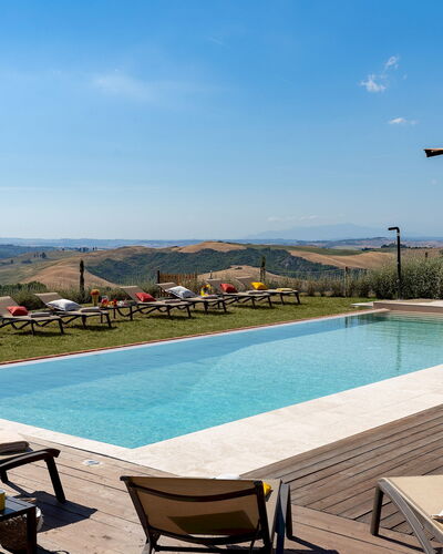Il Poggiarellone 14: Colline, Piscine, Chaîne De Montagnes, Mobilier De Jardin, Balancelle, Loisir, Crête, Eco Hôtel, Vallée, Recours