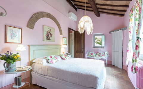 Il Molinaccio 14+2: Meubles, Lit, Chambre, Design Intérieur, Drap De Lit, Literie, Linge, Rose, Textile, Pièce