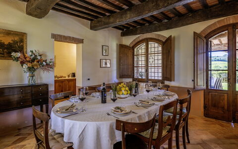 Casale dei 12: Meubles, Bois, Design Intérieur, Table, Table Cuisine Et Salle A Manger, Chaise, Salle À Manger, Sol, Pièce, Plafond
