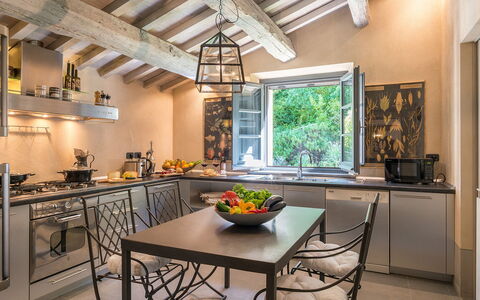 Muffato 6: Meubles, Design Intérieur, Cuisine, Sol, Bois, Plafond, Domicile, Comptoir, Luminaire, Pièce