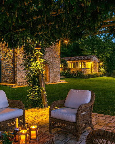 Muffato 6: Herbe, Jardin, Domicile, Chalet, Biens, Aménagement Paysager, Arrière-Cour, Pelouse, Piscine, Mobilier De Jardin