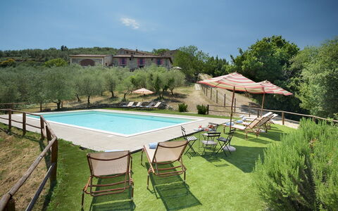 Villa la Poiana 10: Mobilier De Jardin, Biens, Ferme, Jardin, Piscine, Recours, Hacienda, Arrière-Cour, Cour, Pelouse