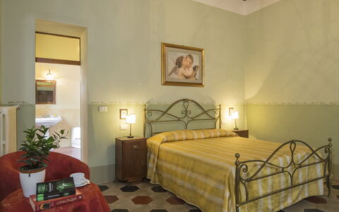 Villa Angelini 14+7: Mur, Meubles, Design Intérieur, Chambre, Plafond, Sol, Lit, Sol, Pièce, Cadre De Lit