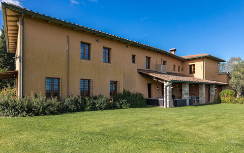 Villa Il Foramasso 10+2: Herbe, Domicile, Maison, Plaine, Paysage, Lot Terre, Zone Résidentielle, Arbuste, Biens