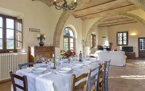 Alborata 10: Meubles, Table, Design Intérieur, Chaise, Table Cuisine Et Salle A Manger, Domicile, Salle À Manger, Sol, Pièce, Plafond
