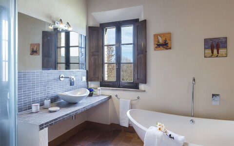 Alborata 10: Sol, Mur, Design Intérieur, Luminaire Plomberie, Salle De Bains, Sol, Meubles, Robinet, Éclairage, Lavabo