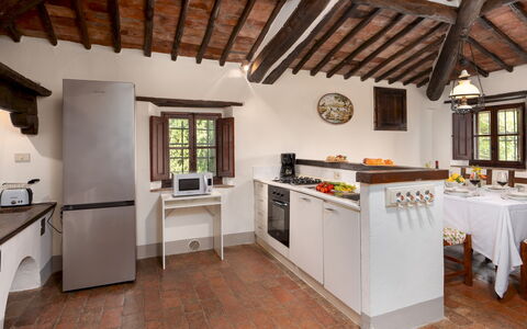 Crognole 6: Domicile, Meubles, Maison, Design Intérieur, Sol, Cuisine, Cabinetry, Plafond, Porte, Électroménager
