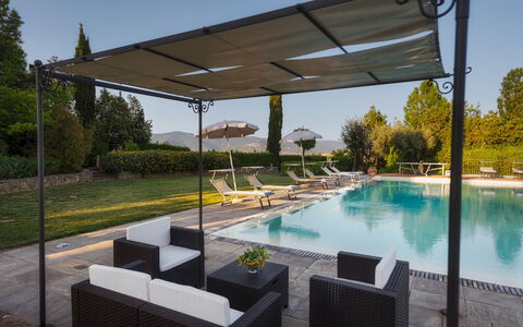 Casale dei Girasoli 14: Piscine, Mobilier De Jardin, Meubles, Ombre, Recours, Canopée, Chaise, Structure En Plein Air, Eco Hôtel, Parapluie