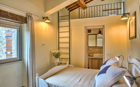 Casale dei Gelsomini 8: Meubles, Lit, Chambre, Mur, Design Intérieur, Sol, Plafond, Bois, Sol, Literie