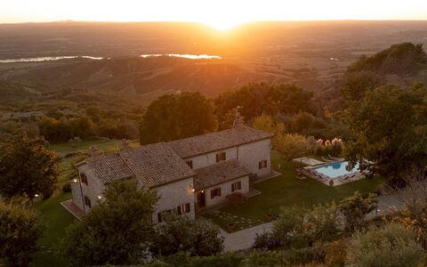 Vista del Lago 12: Paysage, Domicile, Biens, Ferme, Chalet, Villa, Manoir, Soirée, Crépuscule