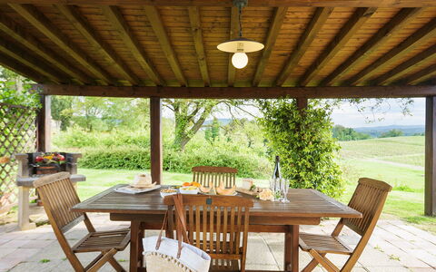 Poggerello 10: Meubles, Table, Mobilier De Jardin, Bois, Chaise, Table Cuisine Et Salle A Manger, Porche, Tableau De Plein Air, Plafond, Design Intérieur