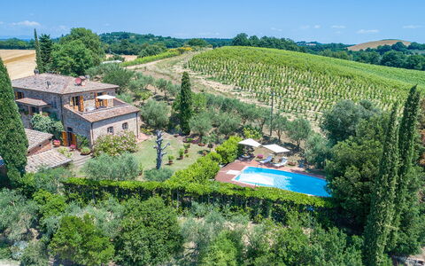 Poderino 6: Biens, Hacienda, Villa, Eco Hôtel, Plantation, Piscine, Ferme, Manoir, Recours