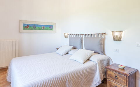 Il Grillo 10: Lit, Chambre, Meubles, Literie, Drap De Lit, Design Intérieur, Bois, Linge, Sol, Sol