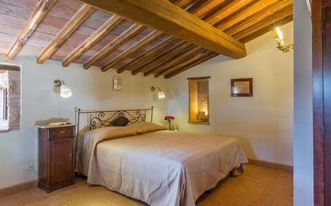 Santa Illuminata 12: Meubles, Mur, Design Intérieur, Sol, Plafond, Chambre, Sol, Lit, Éclairage, Pièce