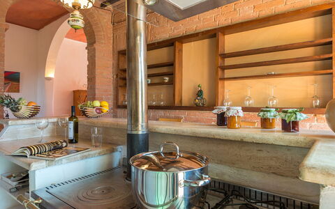 Casale Rasa 20+2: Design Intérieur, Cuisine, Bois, Sol, Comptoir, Plafond, Sol, Éclairage, Domicile, Meubles