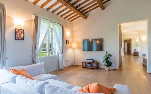 Tenuta Bellafonte 14: Meubles, Design Intérieur, Sol, Plafond, Domicile, Sol, Canapé, Pièce, Éclairage, Salon