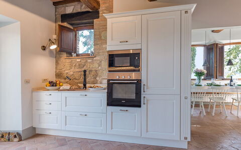 Podere Fabbrica 12: Meubles, Sol, Design Intérieur, Bois, Cabinetry, Cuisine, Sol, Plafond, Domicile, Placard