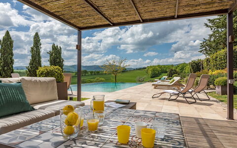Podere Fabbrica 12: Meubles, Mobilier De Jardin, Chaise, Table, Table Cuisine Et Salle A Manger, Tableau De Plein Air, Ombre, Jardin, Recours