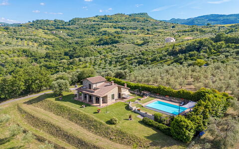 Le Macine 6: Piscine, Loisir, Biens, Ferme, Recours, Thermes, Villa, Hacienda, Eco Hôtel