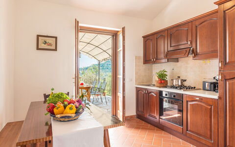 Villa Fabi 6+2: Design Intérieur, Cuisine, Appareil De Cuisine, Comptoir, Meubles, Sol, Domicile, Table Cuisine Et Salle A Manger, Cabinetry, Principaux Appliance
